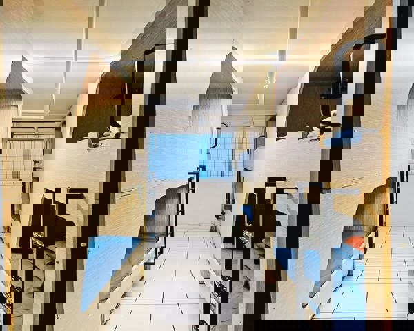 Mix 6 Bed Dorm (18-35 Age Only)